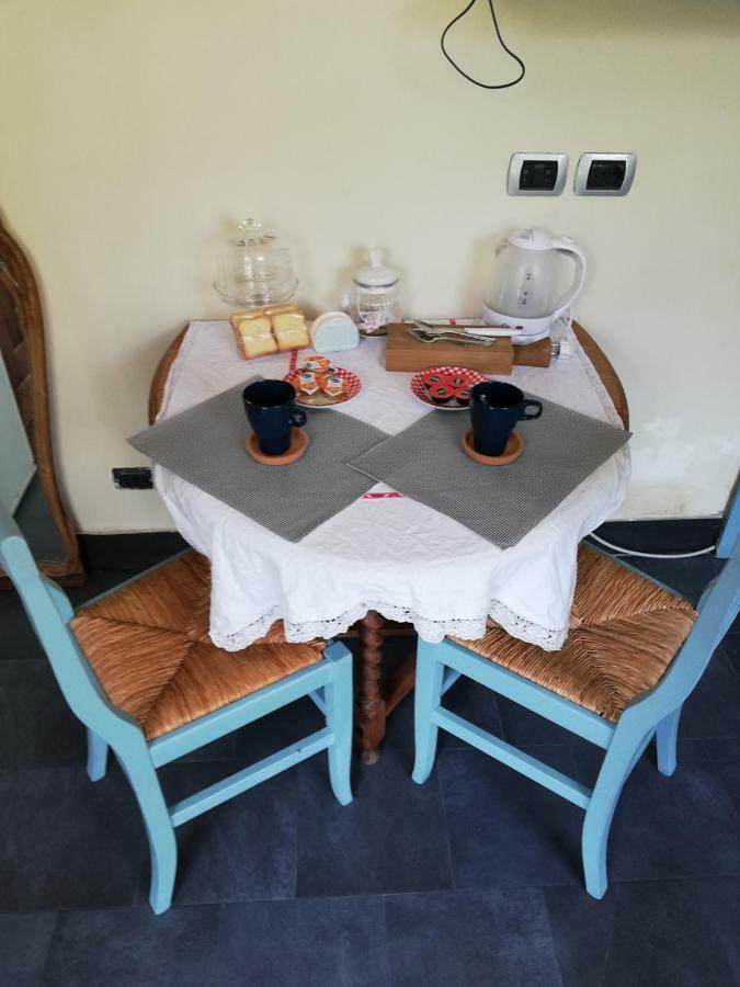 Bed And Breakfast Aurora Sarzana Ngoại thất bức ảnh