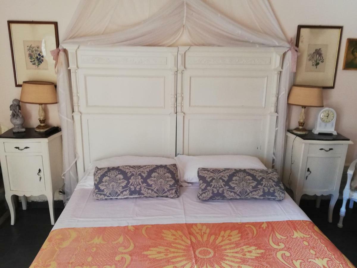 Bed And Breakfast Aurora Sarzana Ngoại thất bức ảnh